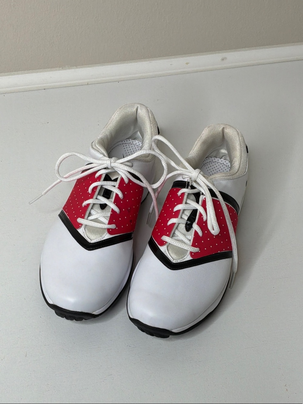 Womens Nike Embellish White Red/Pink Reversible Saddle Golf Shoes 8.5